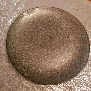 Silver plates, set of 4